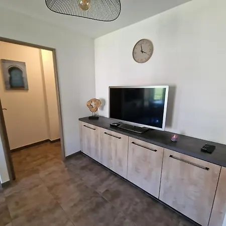 Vue Montagne: Neuf Avec Parking Privé Apartment Chorges